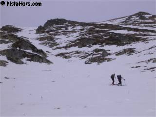 climbing the Grands Moulins south face