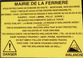 warning sign la martinette