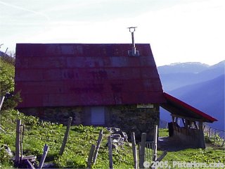 Chalet du Pra in Spring